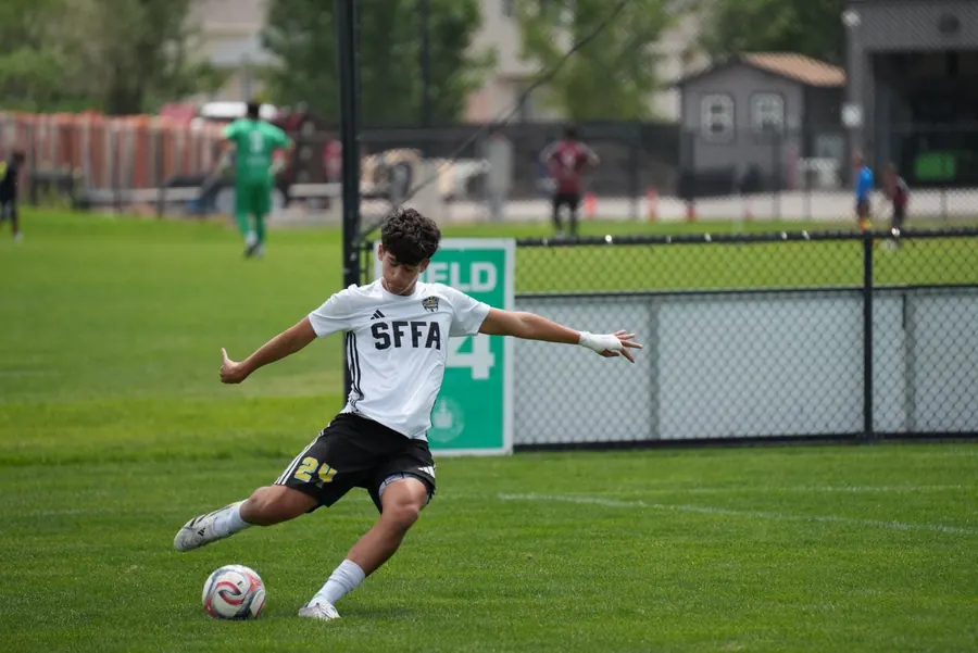 Eddy Oliveira striking the ball - SFFA